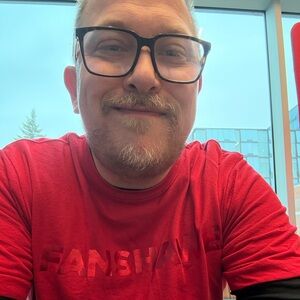 Meet your Posher, Jason